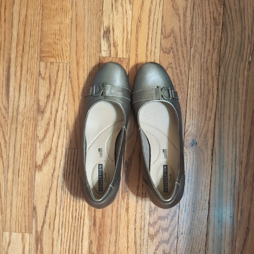 Clarks NWT Pewter Women's Wedges Dress Shoes